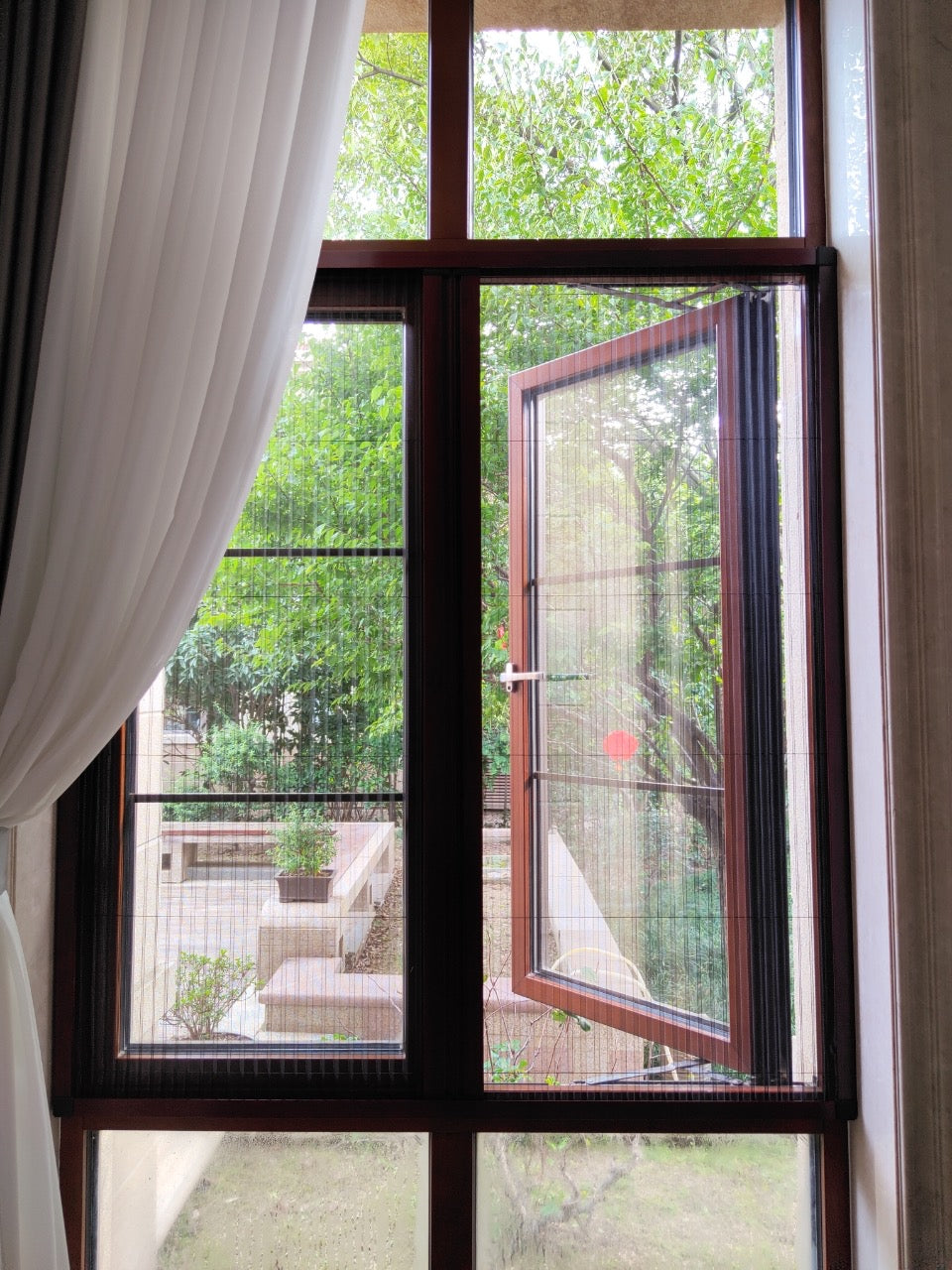WINdoûr Custom Made Pleated Honeycomb Insulated Blackout Blind or Net up to 1000mm Tall x up to 2000mm Wide