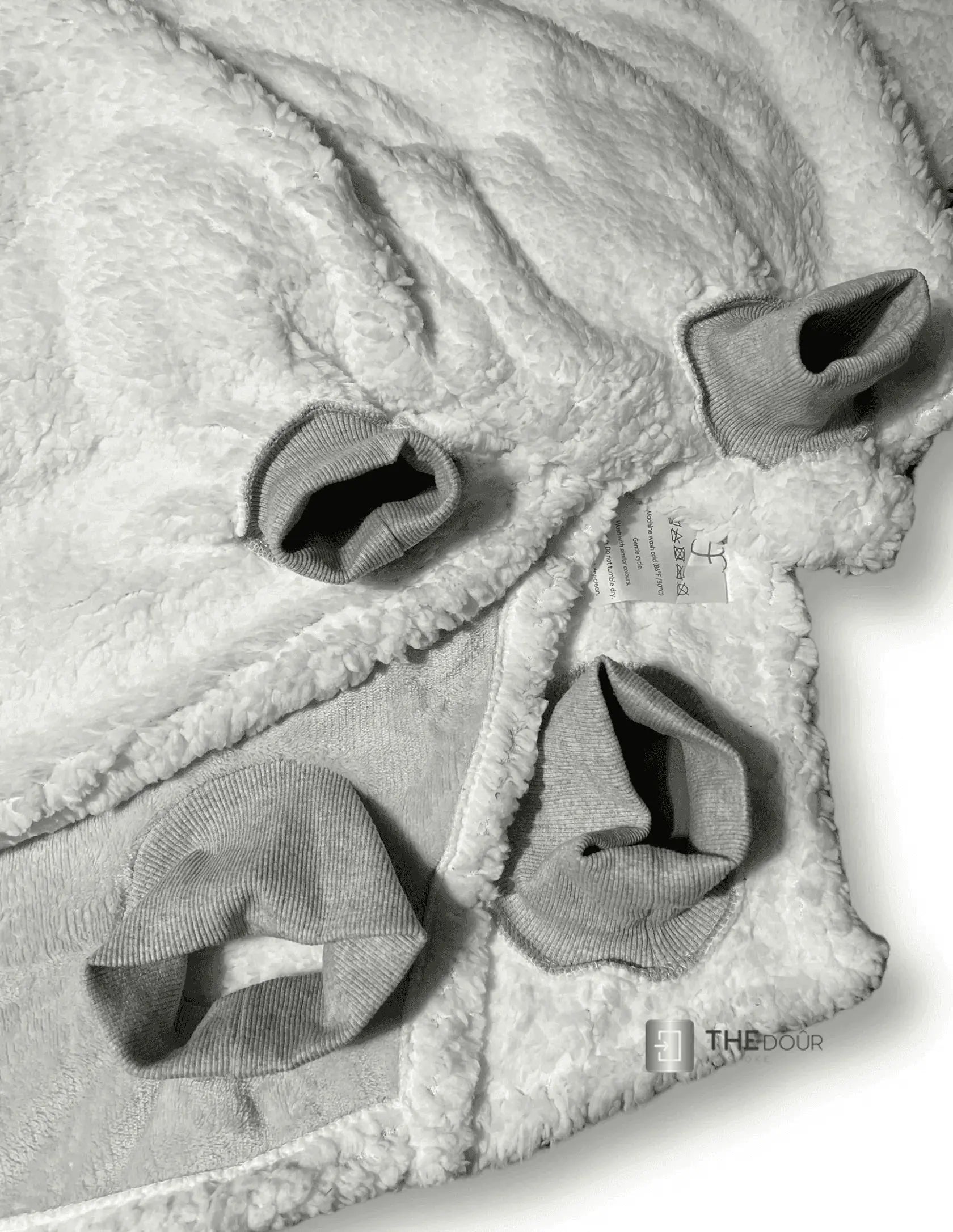 CwtchCape Camper Sherpa Fleece Hoodie Walkie Blanket Adult 1 size fits all - 4 Colours THEdoûr Bespoke