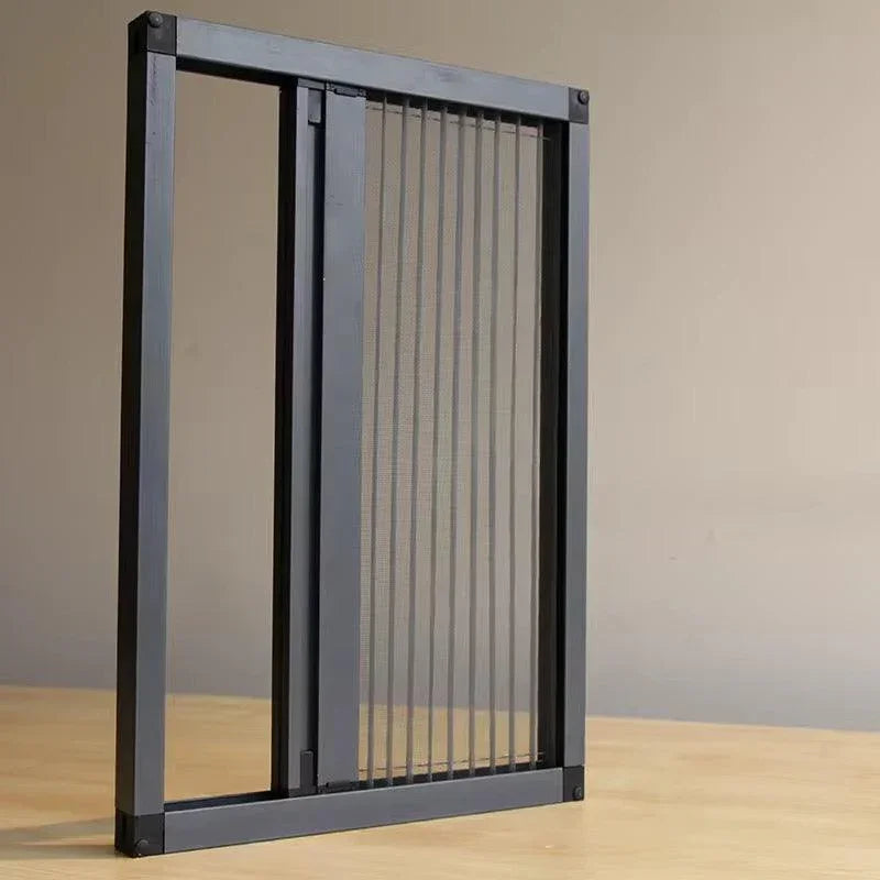 ROLdour – Maßanfertigung. Bestellen Sie jede Patronenlänge in mm bis max. 2000 mm x jede Schienenlänge in mm bis max. 1000 mm (Gesamtgröße bis zu den Außenkanten des Rahmens).