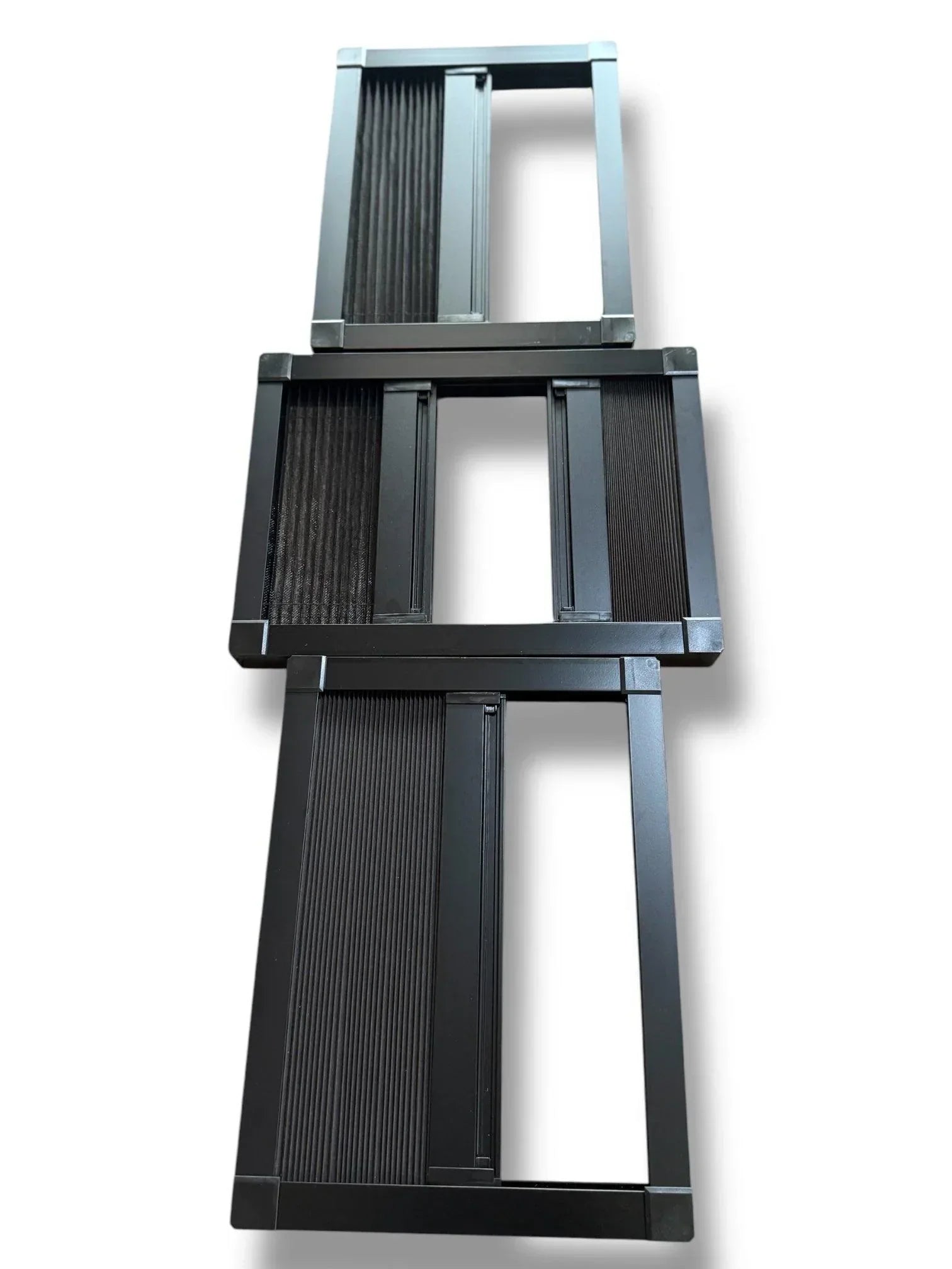 ROLdour – Maßanfertigung. Bestellen Sie jede Patronenlänge in mm bis max. 2000 mm x jede Schienenlänge in mm bis max. 1000 mm (Gesamtgröße bis zu den Außenkanten des Rahmens).