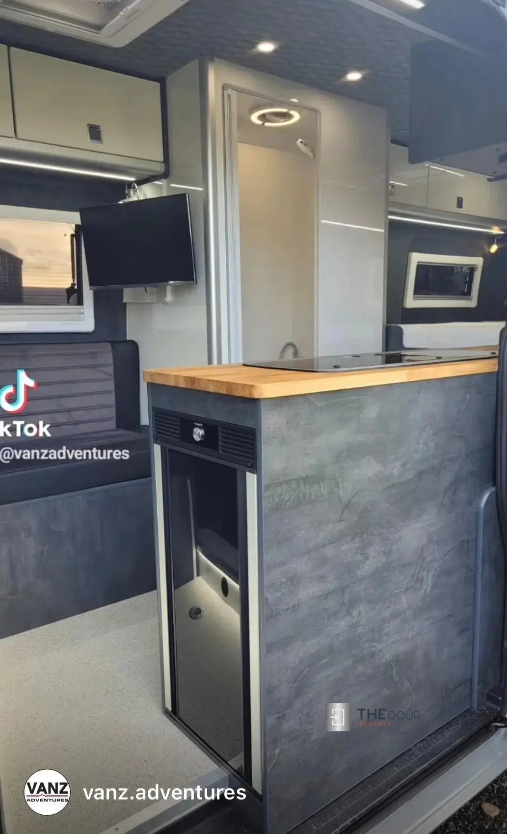 ROLdoûr Bespoke Made Shower Door for VANZ ADVENTURE Shower Cubicle’s 1770mm x 565mm THEdoûr Bespoke