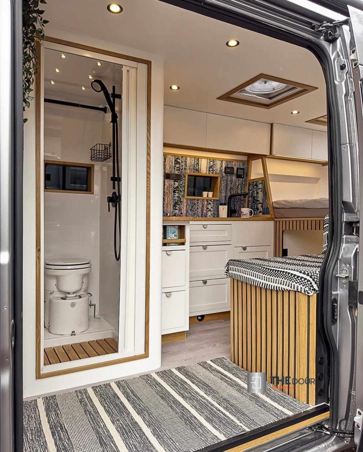 ROLdour Gloss Black Intrekbare waterdichte camper, RV Douchedeur kit Tambour Alternative