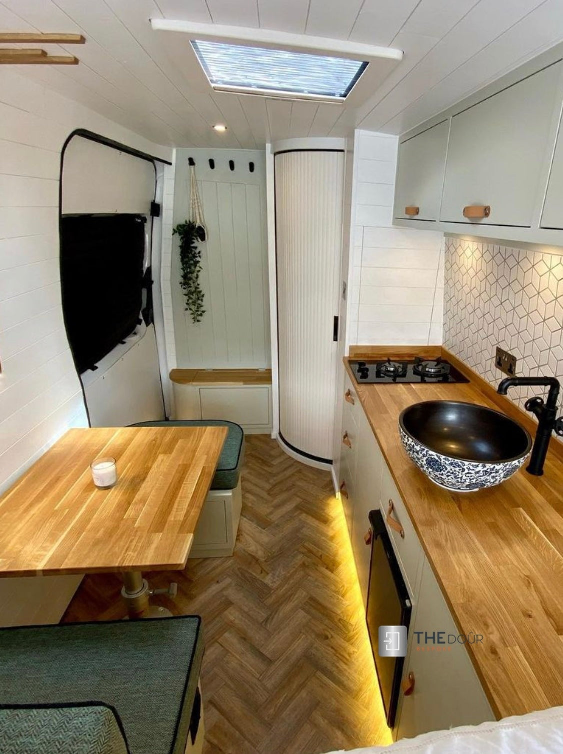 TAMdoûr Tambour Door Kit Cut 1850mm x 700mm with Flex Track for Straight Slide with 90 degree turn or Curved Close Finish