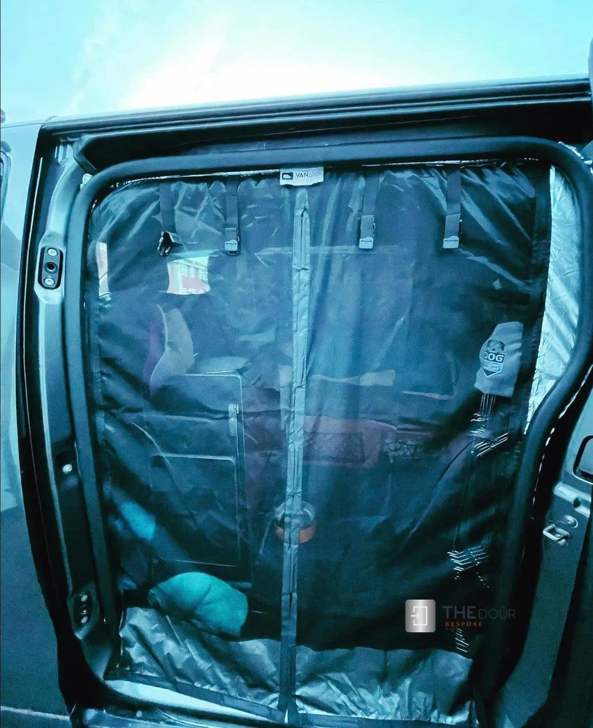 VANdour Mosquito Net Screen - Fits Small Campervans With Added Privacy Layer VANdoûr