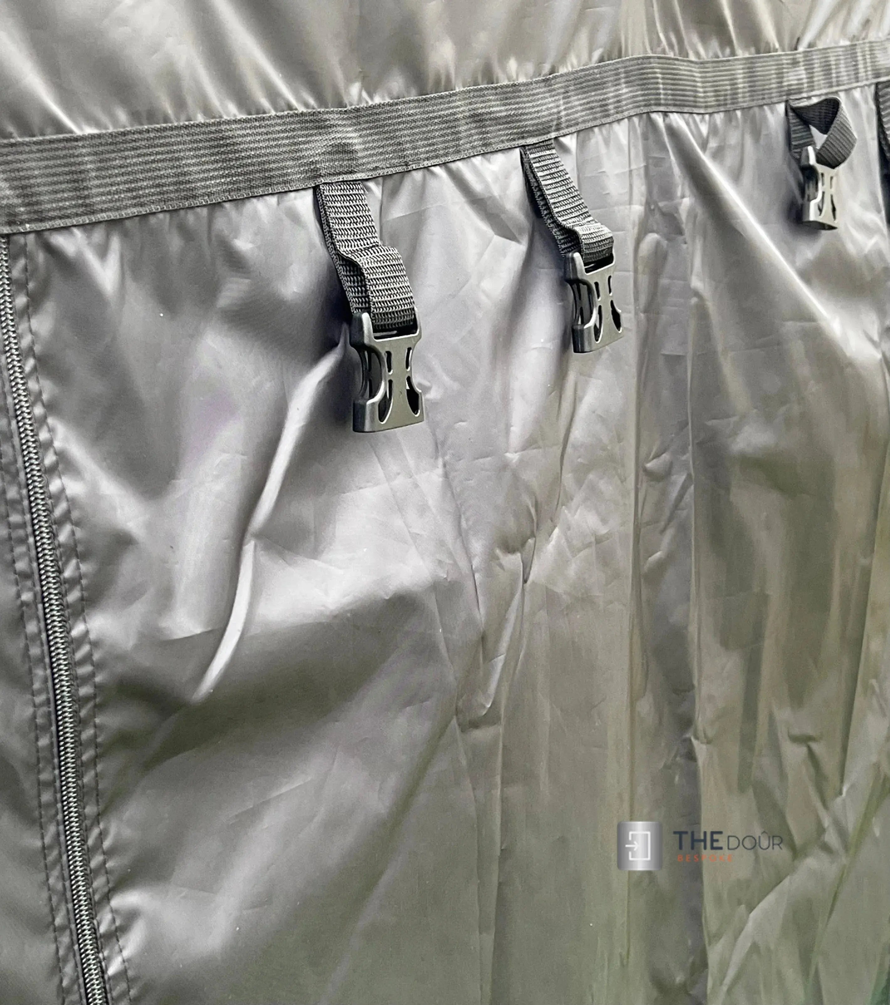 VANdour Mosquito Net Screen - Fits Small Campervans With Added Privacy Layer VANdoûr