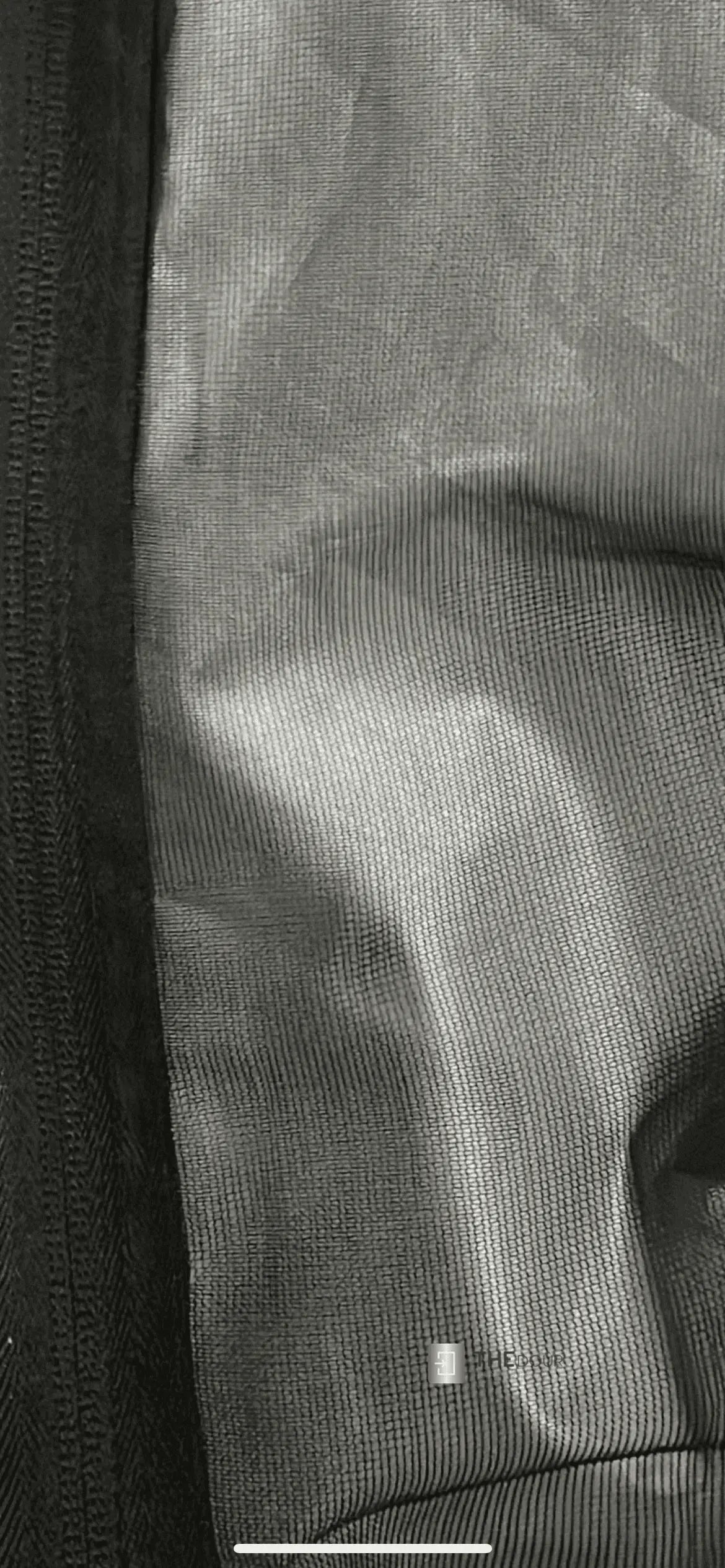 VANdour Mosquito Net Screen - Fits Small Campervans With Added Privacy Layer VANdoûr