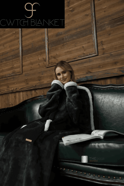 CwtchBlanket Giant 200cm x 170cm Extra Thick Sherpa Fleece Camper Blanket