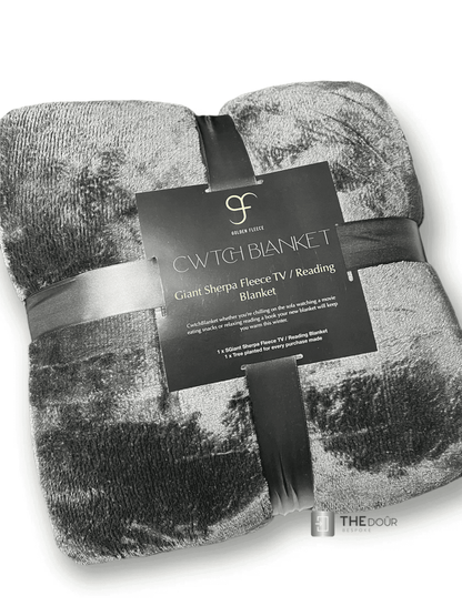 CwtchBlanket Giant 200cm x 170cm Extra Thick Sherpa Fleece Camper Blanket