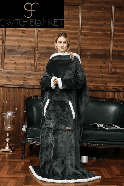 CwtchBlanket Giant 200cm x 170cm Extra Thick Sherpa Fleece Camper Blanket