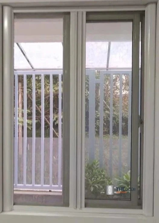 ROLdour Slimline Blind Medium Size, Double Slide Made to Measure Complete Blackout Blind & Net / Screen