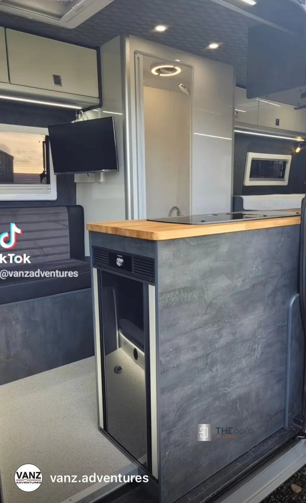 ROLdoûr Bespoke Made Shower Door for VANZ ADVENTURE Shower Cubicle’s 1770mm x 565mm