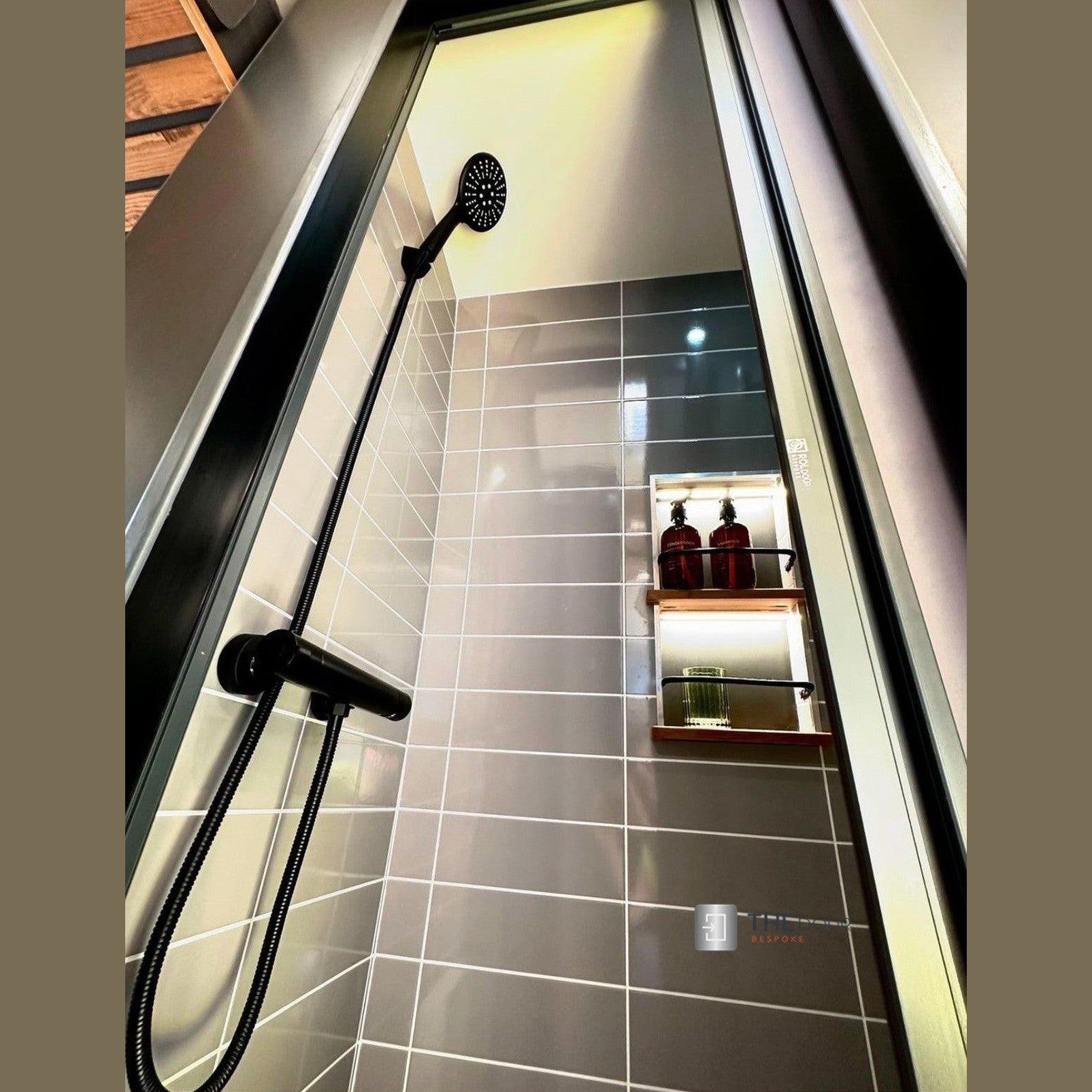 ROLdour Gloss Black Intrekbare waterdichte camper, RV Douchedeur kit Tambour Alternative