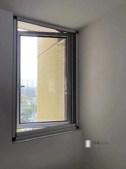 ROLdour Slimline Horizontal 400mm up to 1500mm Tall x 400mm up to 1000mm Wide, Retractable Roller Blackout or Mosquito Net Blinds Custom Made to Measure