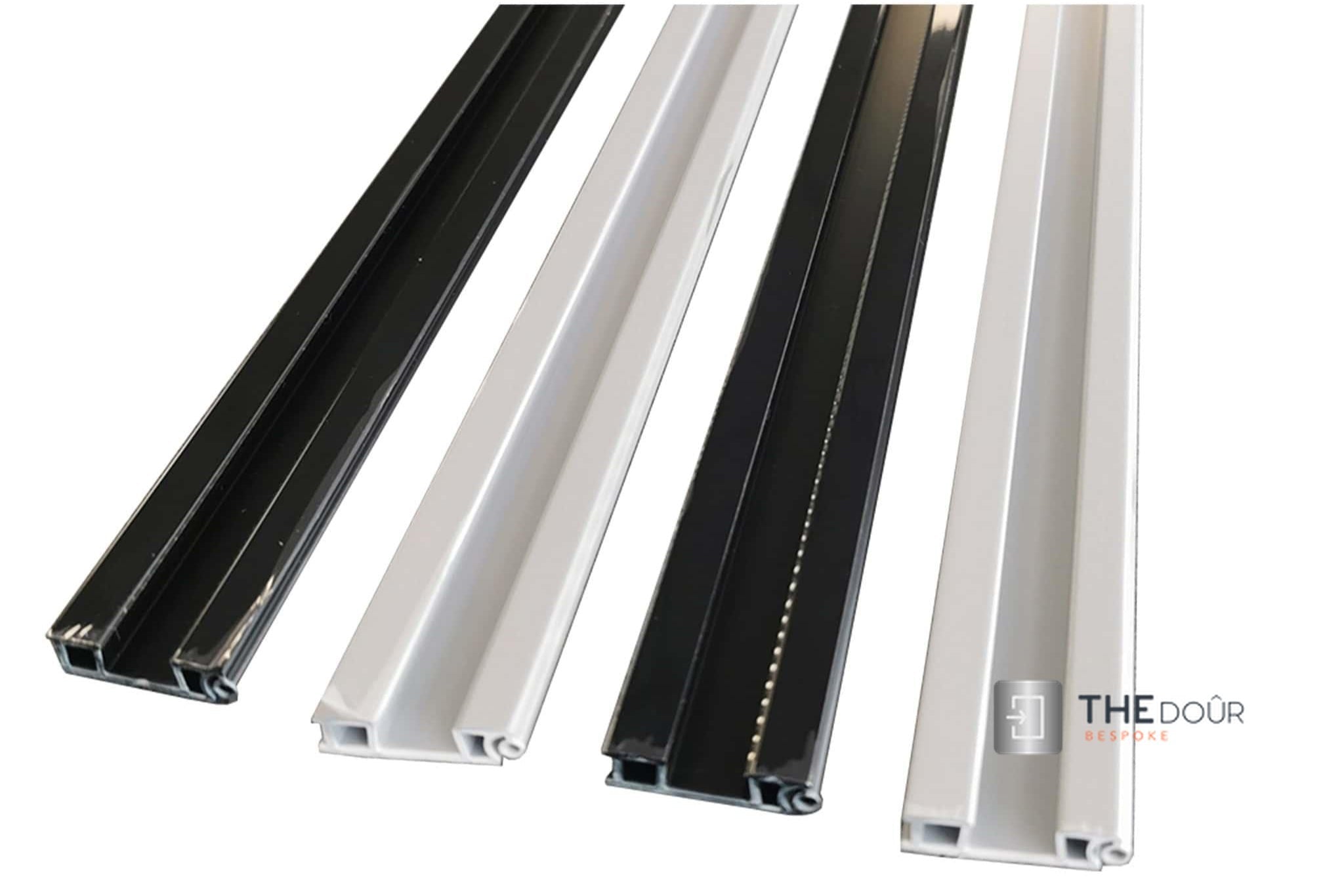 Tambour Door End Profile with Integrated Handle – 1 X 1000mm Length Silver or Black - TAMdoûr Universal