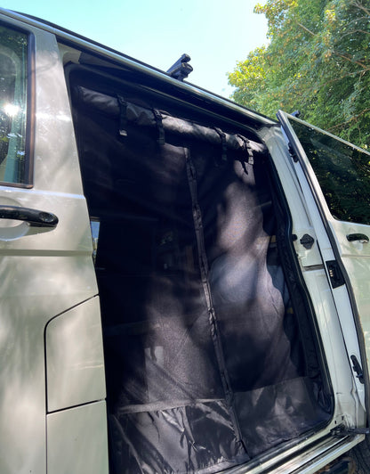 A GRADE / RETURN AS NEW VANdoûr Universal Campervan 4 in 1 Mosquito / Fly Net + Privacy Layer Med/Large