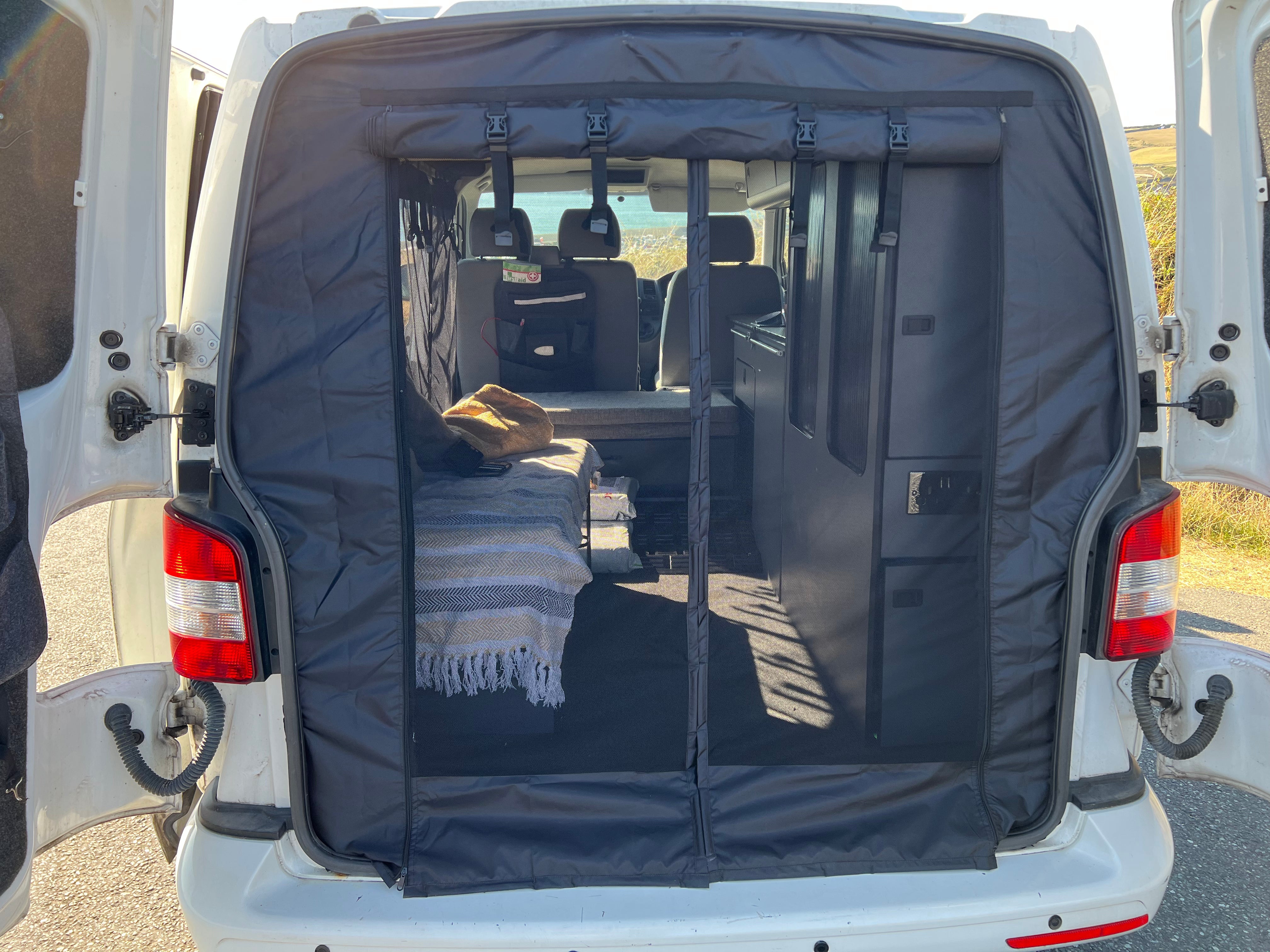 A GRADE / RETURN AS NEW) SWB VANdoûr Universal Campervan 4 in 1 Mosquito + Fly Net + Waterproof / Privacy Layer, to fit either side or rear.