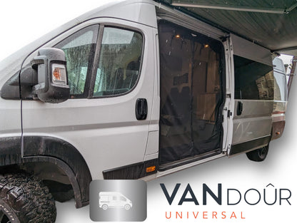 A GRADE / RETURN AS NEW VANdoûr Universal Campervan 4 in 1 Mosquito / Fly Net + Privacy Layer Med/Large