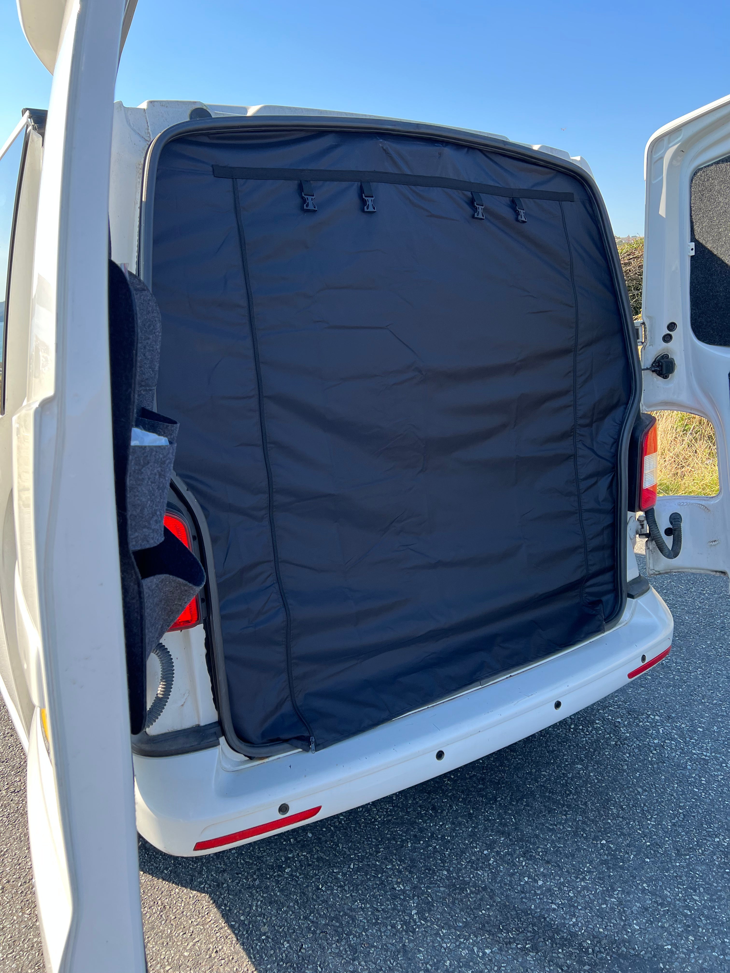 A GRADE / RETURN AS NEW) SWB VANdoûr Universal Campervan 4 in 1 Mosquito + Fly Net + Waterproof / Privacy Layer, to fit either side or rear.